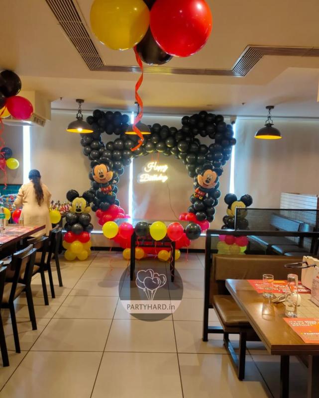 MICKEY MOUSE THEME DECOR