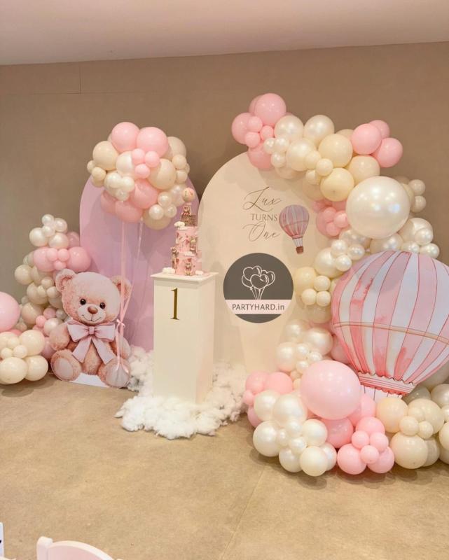 Little Baby Turn's ONE